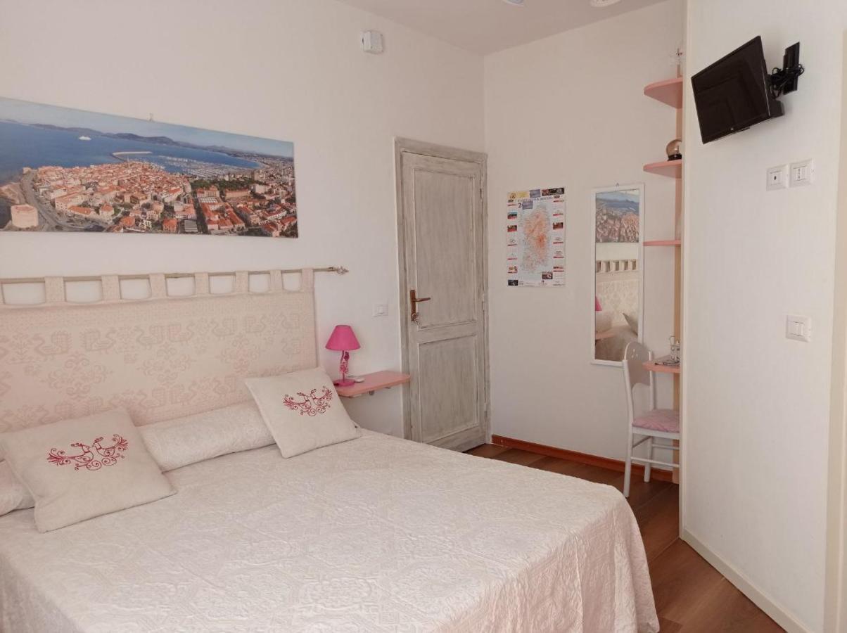 La Pervinca Bed & Breakfast Alghero Exterior photo